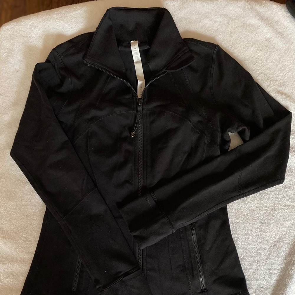 Lululemon define jacket size 8